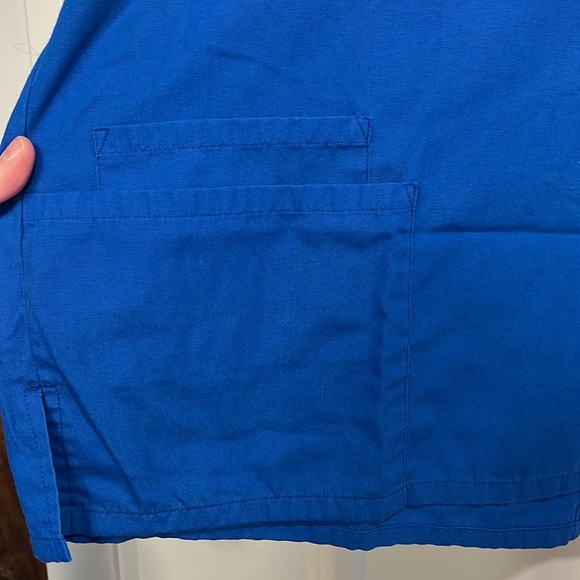 Scrub Top - Picture 4 of 6